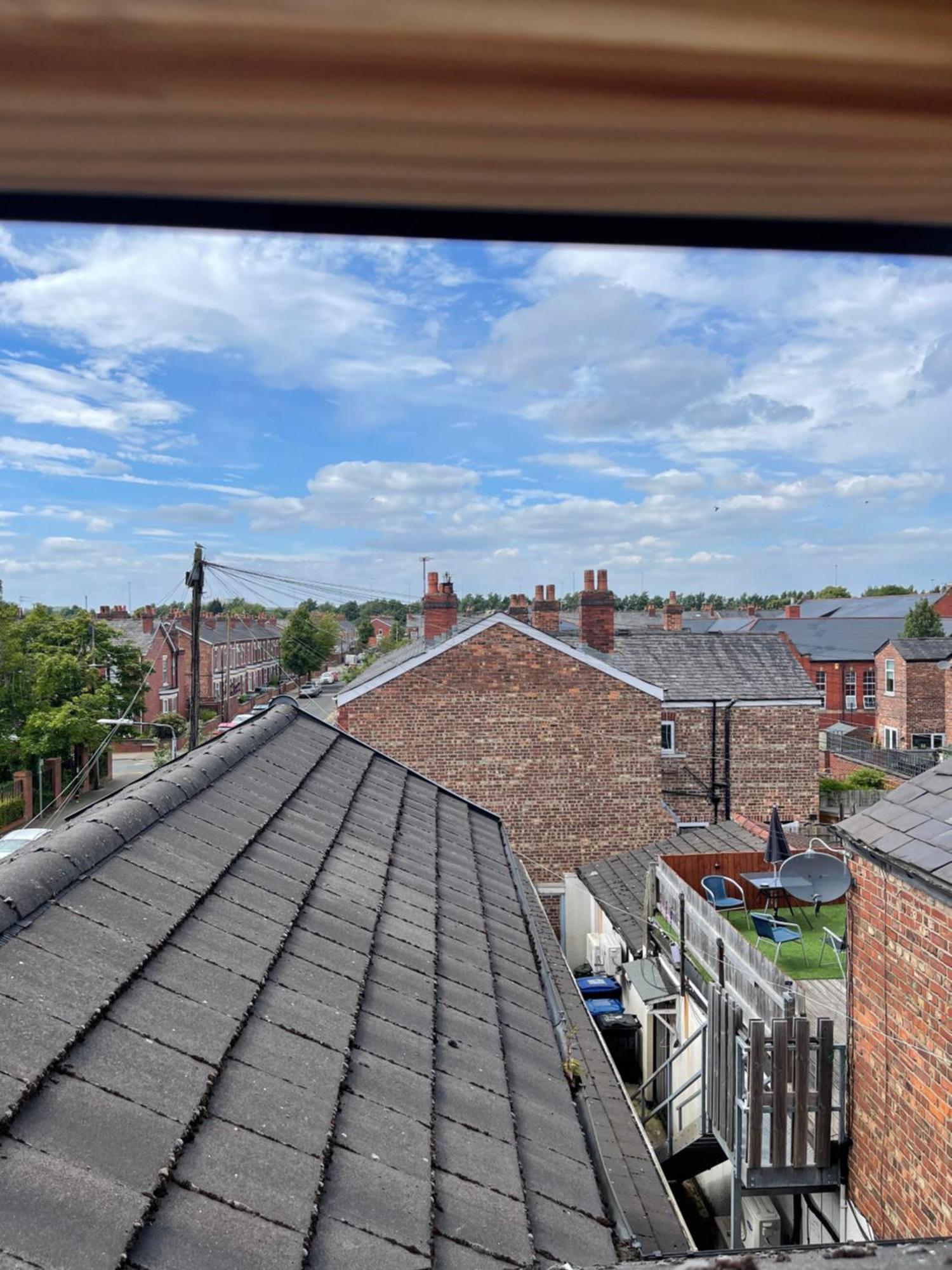 Luxestay Rooms - Old Trafford Manchester Exteriör bild